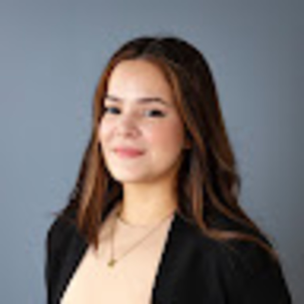Meet your Posher, Maria